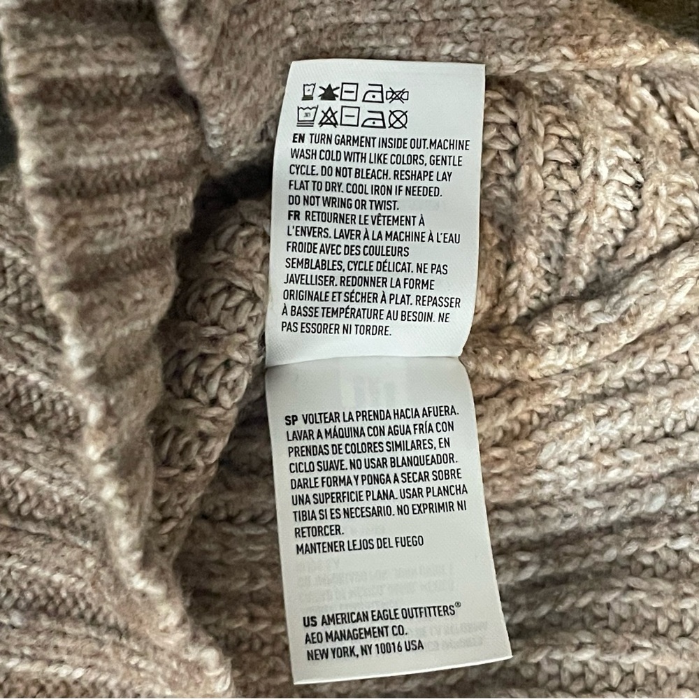 American Eagle Outfitters Crew Neck Sweater Oversized Knit Women’s XS Tan Cream - Picture 14 of 14